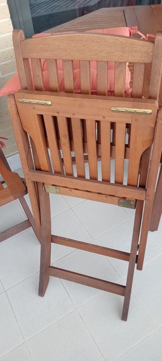 Teka mesa y 2 sillas