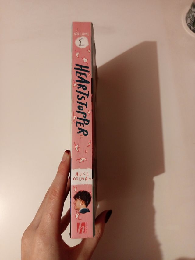 Heartstopper Volume 1: The million-copy bestselling series, now on Netflix!