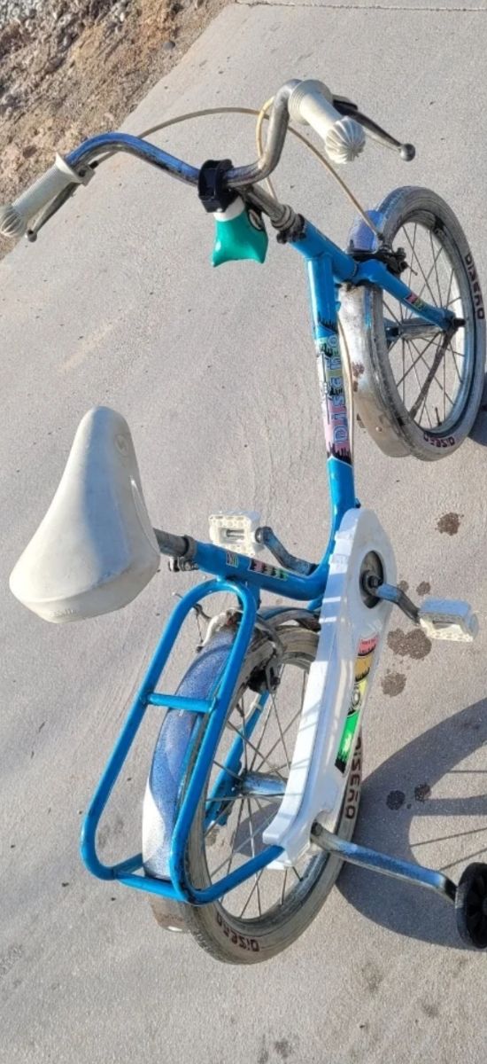 Bicicleta infantil antigua diseño