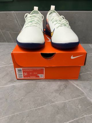 Zapatillas niño  futbol sala NIKE