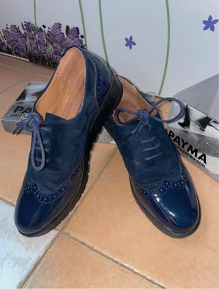 Zapatos azules charol con cordones