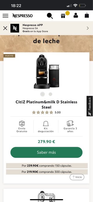 Cafetera Nespresso con espumador de leche