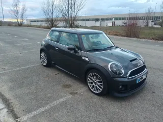 Mini Cooper S 2012 JCW look