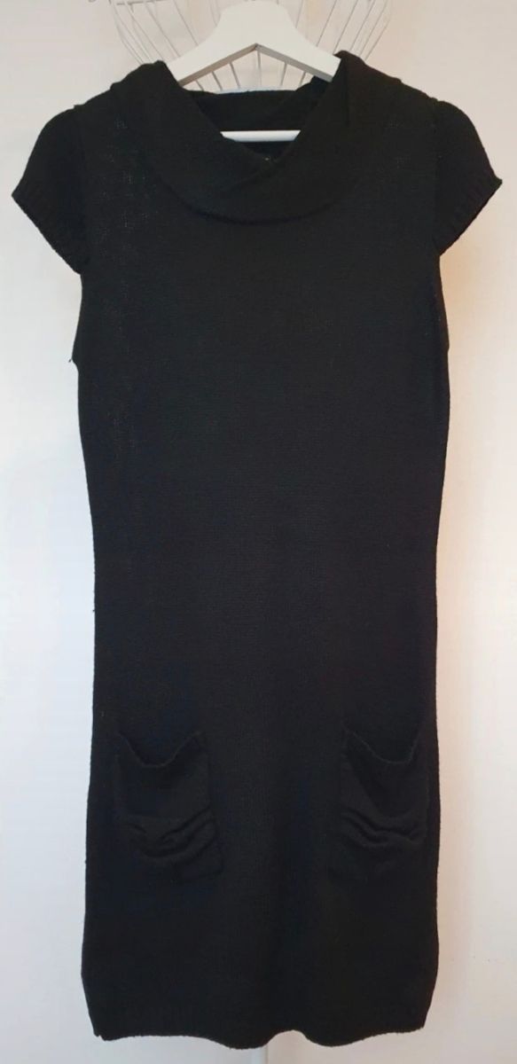 Vestito maximaglione nero media vestibilità