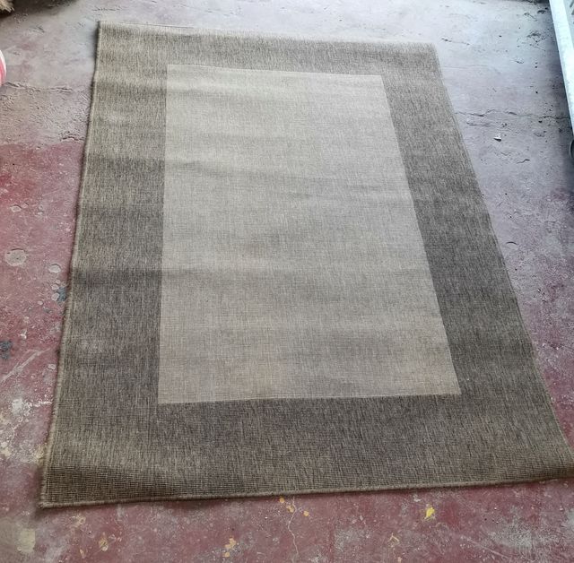 Plato de vidrio tallado