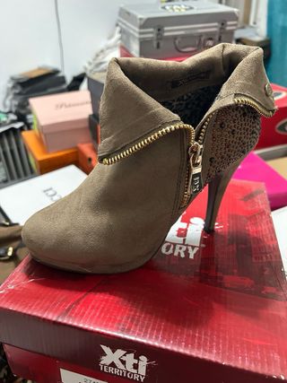 Botin fiesta nº 39 practicamente nuevo
