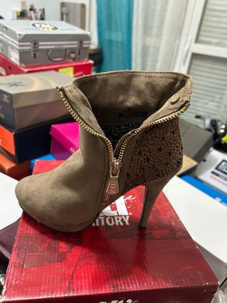 Botin fiesta nº 39 practicamente nuevo