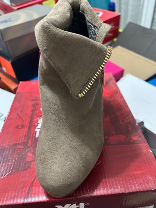 Botin fiesta nº 39 practicamente nuevo