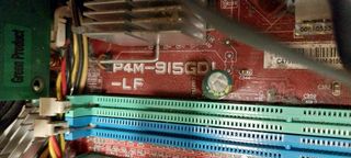 PC FUJITSU SACALEO E