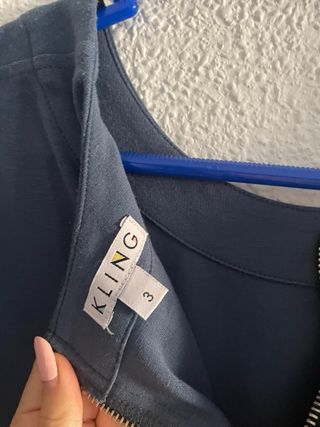 vestido Kling azul bolsillos