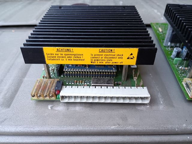 Servomotor sanyo denki tarjeta infrinorMecanumeric