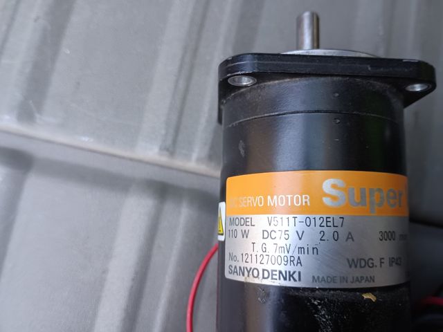 Servomotor sanyo denki tarjeta infrinorMecanumeric