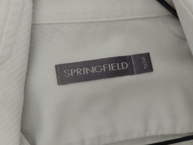 Camisa blanca de Springfield