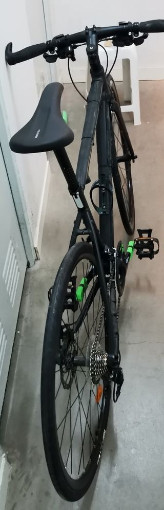 Bicicleta hibrida triban sora 9V