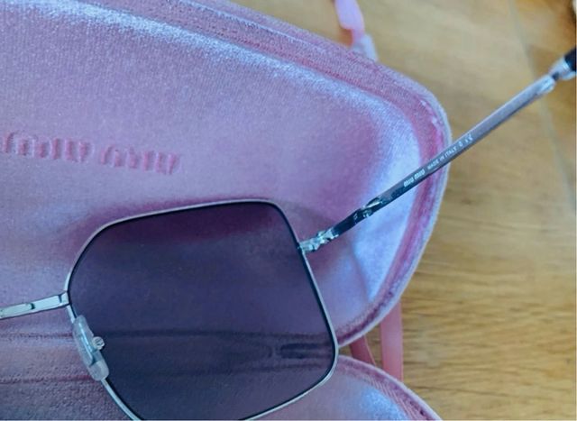 Óculos de sol Miu Miu