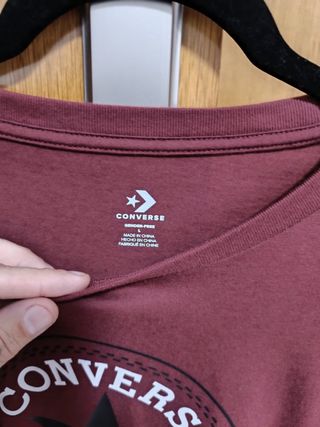 Camiseta Converse All Star color Vino talla L
