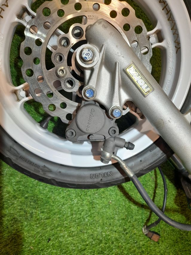 Yamaha Jog r , rr , Tija