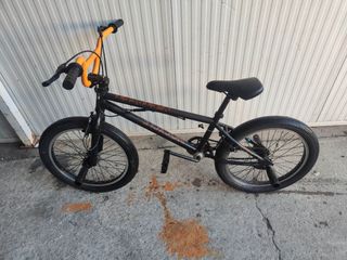 Bicicleta BMX 