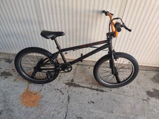 Bicicleta BMX 