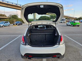 Lancia Ypsilon 2014 1.3 JTD Plata 95 CV