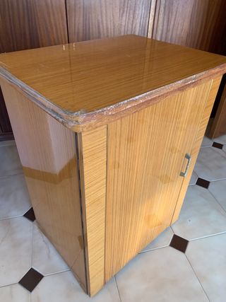 Antigua máquina coser Singer en mueble clásico 80