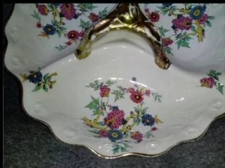 Centro de porcelana 