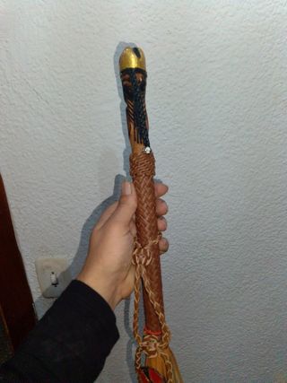 Cachaba temática vikinga. bastón.garrote
