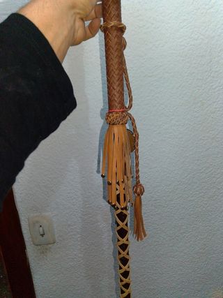 Cachaba temática vikinga. bastón.garrote