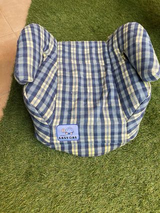 Sillita Alzador niño/a para el coche