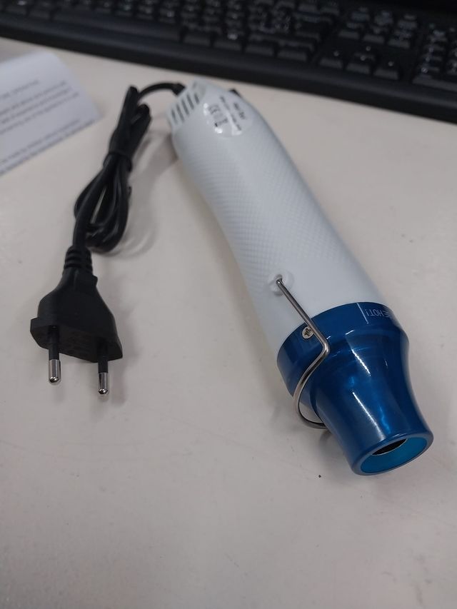 PISTOLA DE CALOR PORTATIL 300W