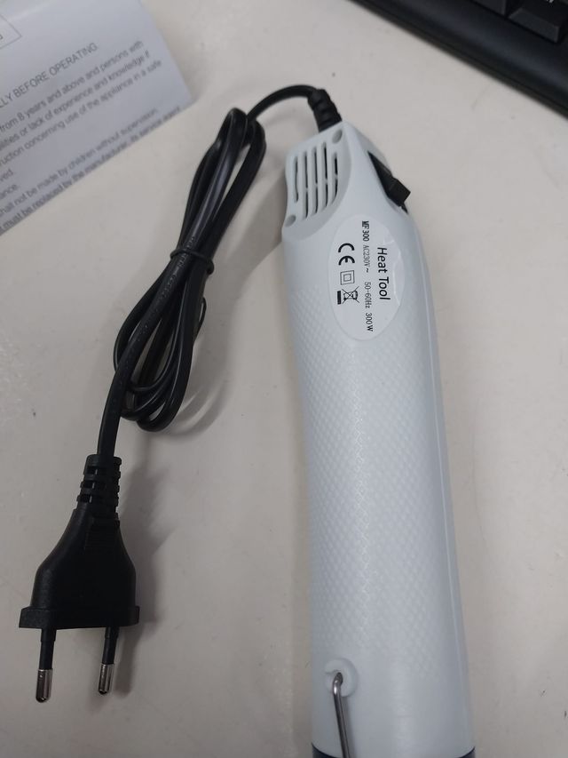 PISTOLA DE CALOR PORTATIL 300W