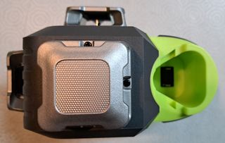 Nivel láser automático con baterías recargables