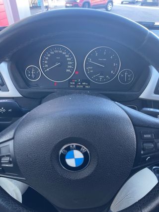 FANTASTICO BMW 318D TOURING 2014