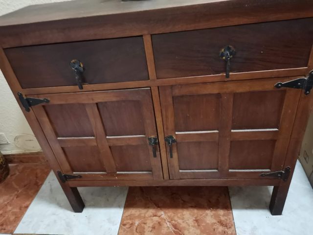 Aparador mueble rústico, el precio un regalo.