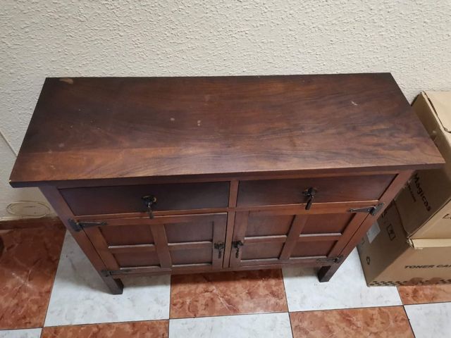 Aparador mueble rústico, el precio un regalo.