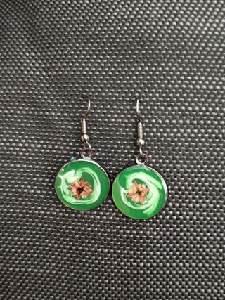 Pendientes verdes