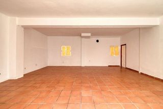 Local comercial en venta en San Luis de Sabinillas en Manilva