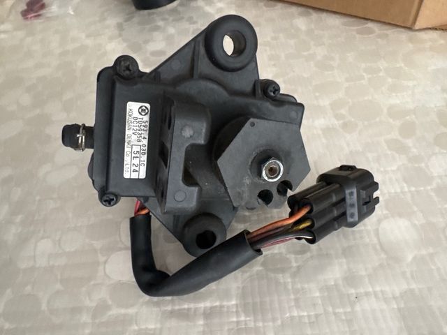 59340301C valvula escape