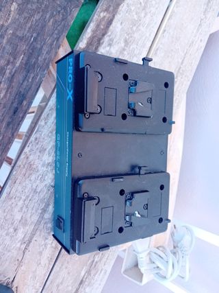 Cargador cam video pro X.doble.