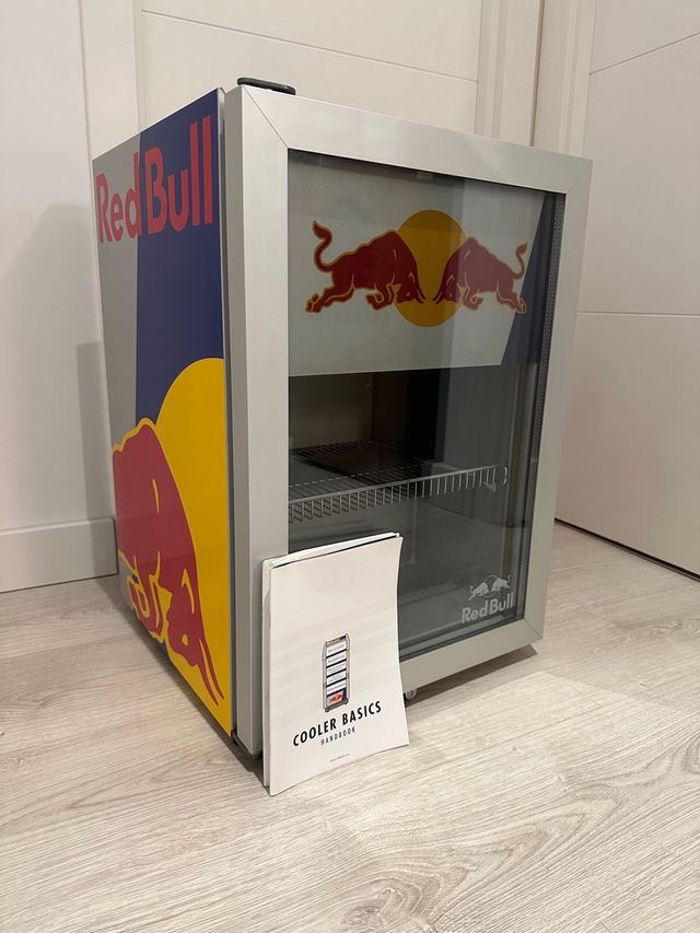 Mini Nevera RedBull Edición Limitada