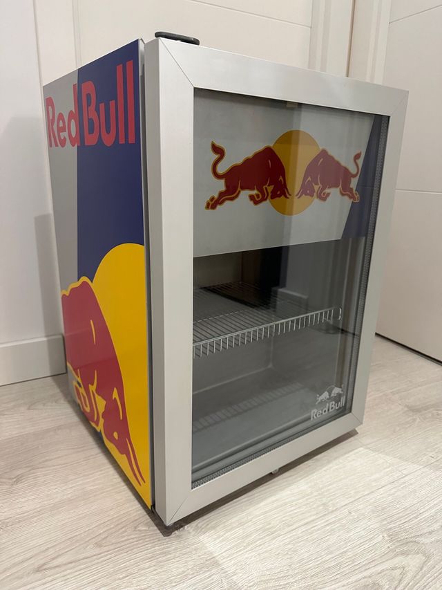 Mini Nevera RedBull Edición Limitada