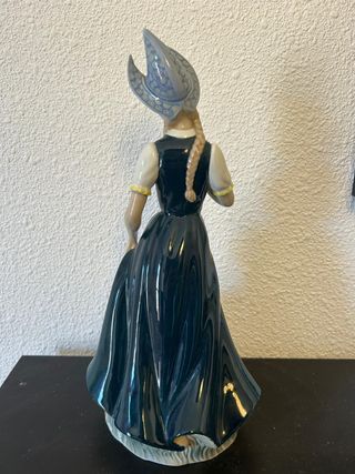 Figura porcelana