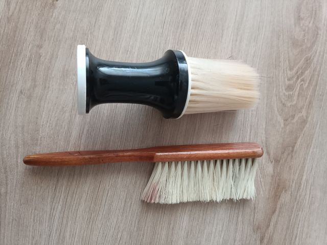 Vendo 2 cepillos profesionales de peluquería