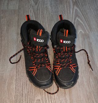 Botas montaña niño