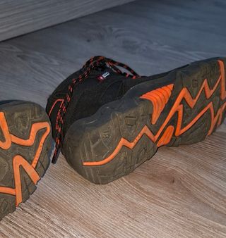 Botas montaña niño