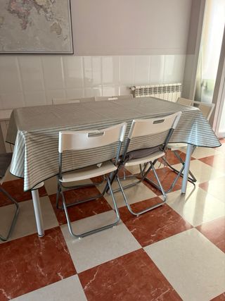 Mesa para cocina 130x70 gris claro.