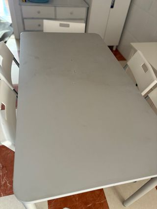 Mesa para cocina 130x70 gris claro.