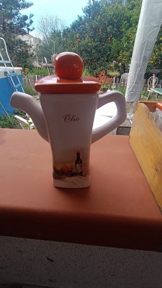 Completo in ceramica da cucina 