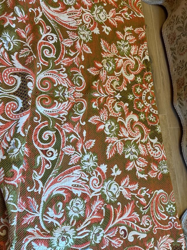 Copriletto broccato barocco nuovo