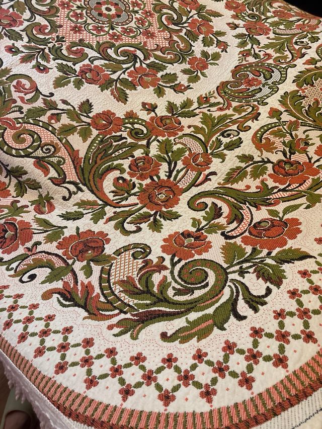 Copriletto broccato barocco nuovo